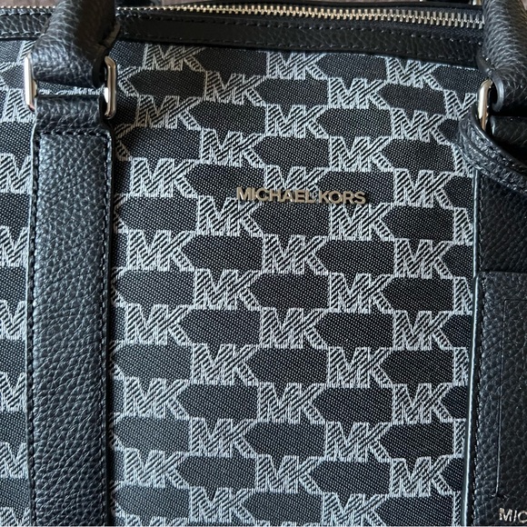 MICHAEL KORS Cooper Silver Hardware Adjustable Strap XL Weekender Duffle Bag NWT - Picture 3 of 14